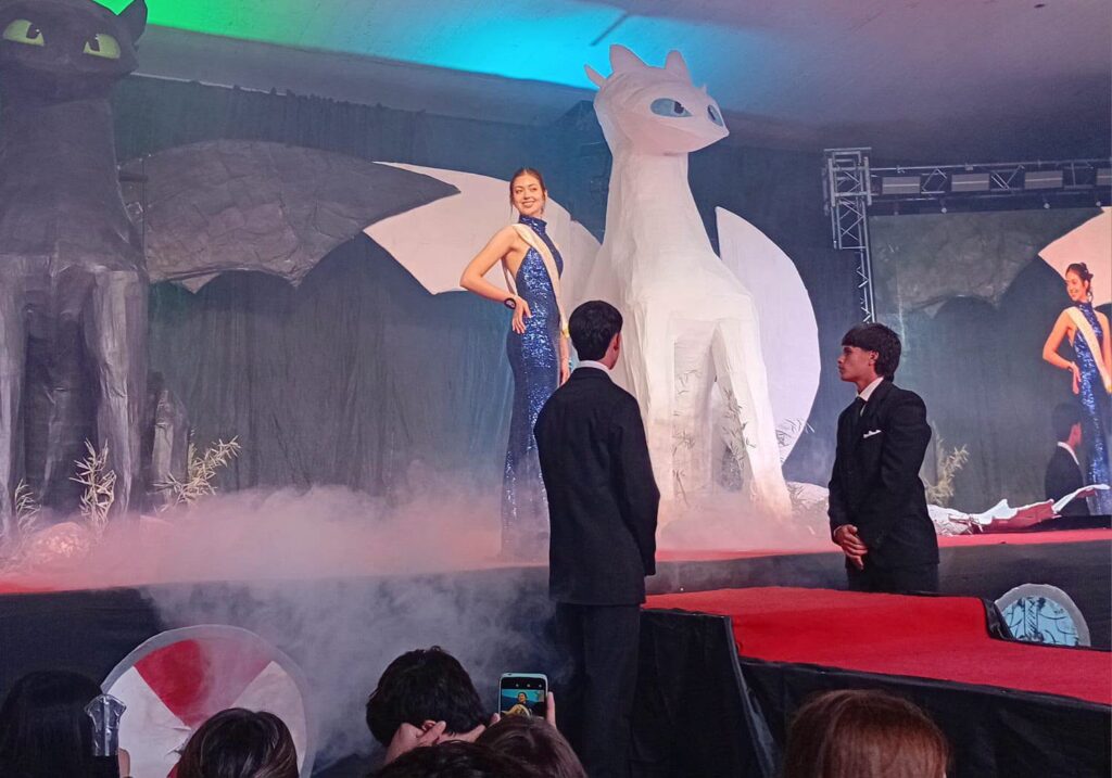 María del Rosario Ledesma representó a Bovril en la Fiesta Provincial de los Estudiantes