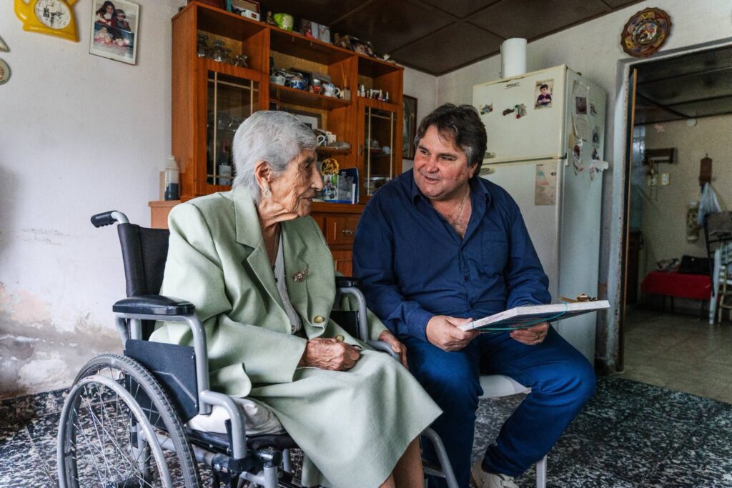 Doña Cirila: Un homenaje a una vida de amor, entrega y legado